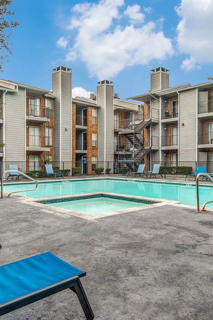 Apartments for Rent in Dallas, TX Landing at McCallum