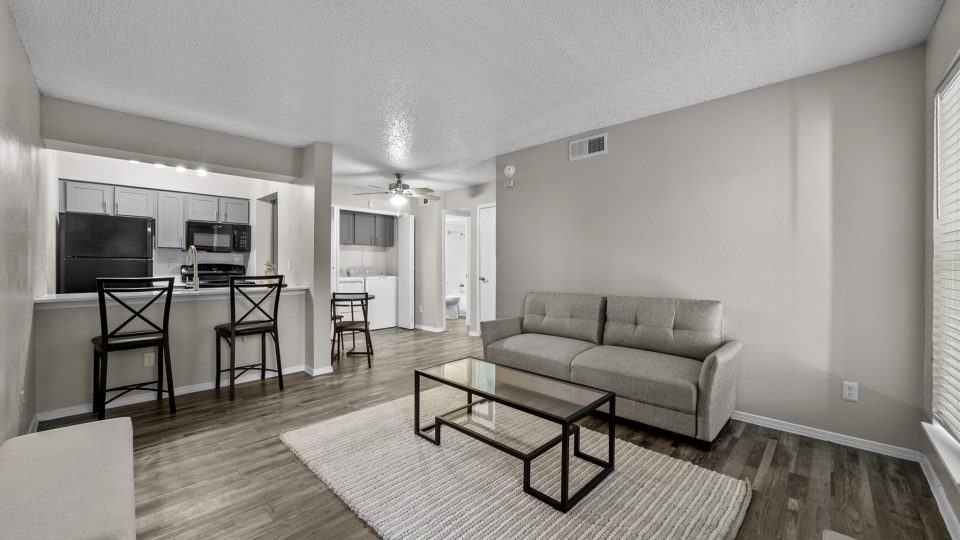 Apartments for Rent in Dallas, TX Landing at McCallum`s Home page